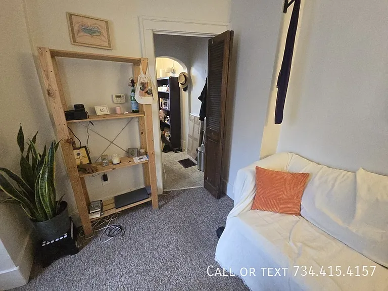 906 Packard St #3 — Photo 12