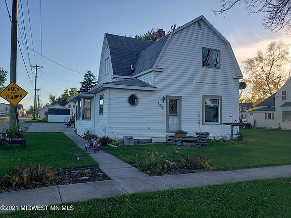 2nd image of 105 McKinley Ave W