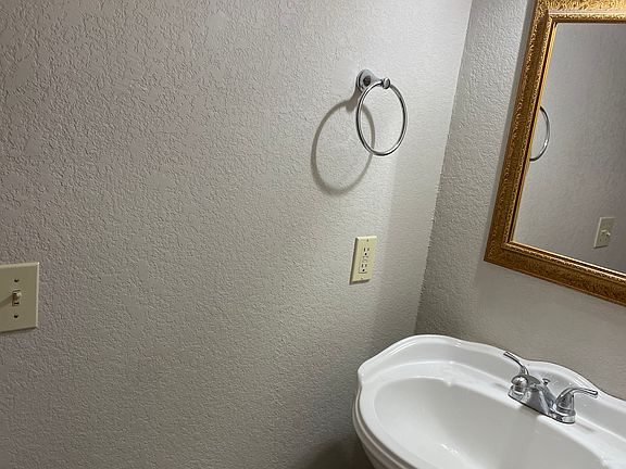 5th image of 111 Monroe Ave NE APT C