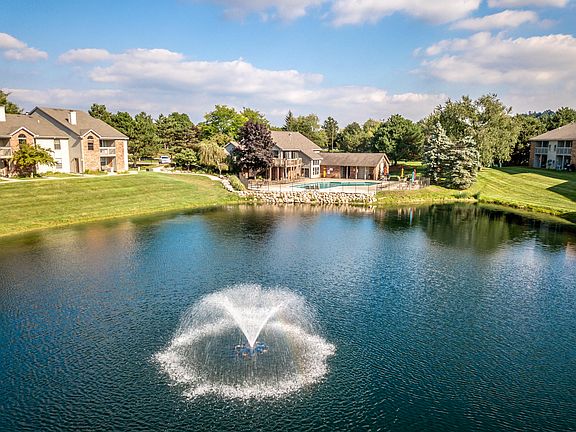 Tranquil Community Views- Lancaster Lakes Apartments in Clarkston, MI
