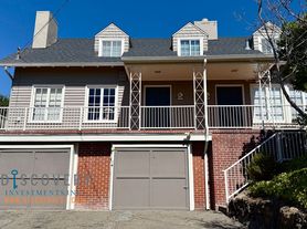 Hollywood Ave. 1026-1030, 1026