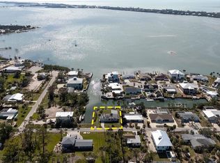 701 W Perry St, Englewood, FL 34223