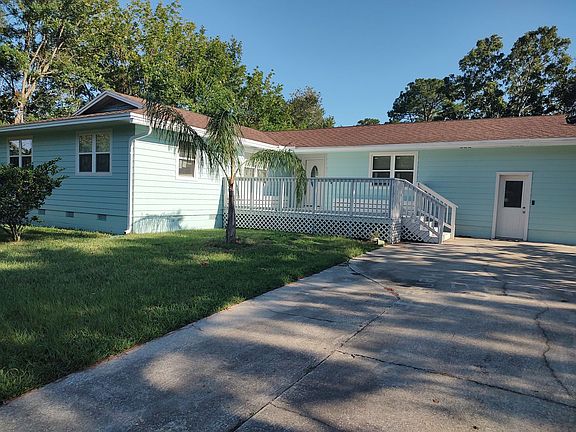 3rd image of 14058 Bentwood Ave