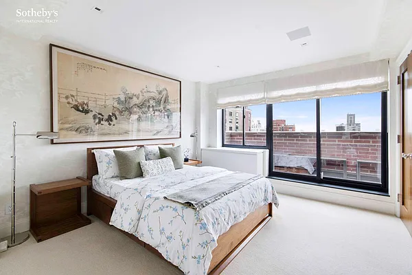 Sold by Sotheby's International Realty | media 8