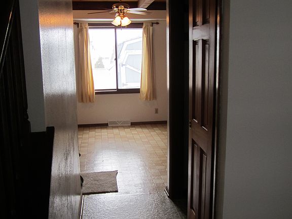 2nd image of 8169 S Chapel Hill Dr
