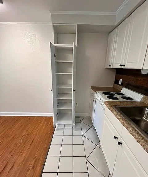 101 Woodhaven Dr #116 — Photo 3