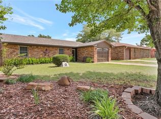 1515 W 6th St, Elk City, OK 73644