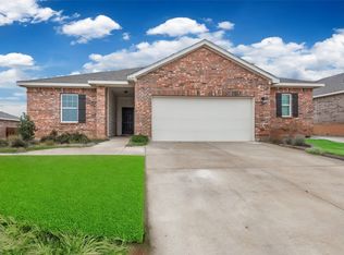 2629 Salado Creek Ln, Red Oak, TX 75154