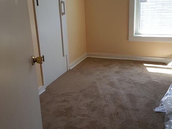 bedroom #1
