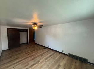 870 Waverly Pl, Green Bay, WI 54304