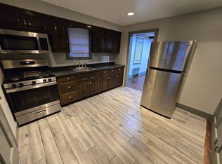 2860 Whitney Ave #A, Hamden, CT 06518