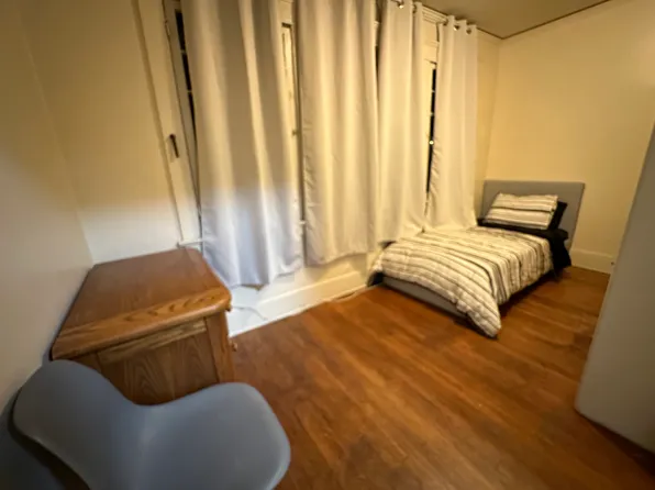 1132 S Hoover St #3, Los Angeles, CA 90006
