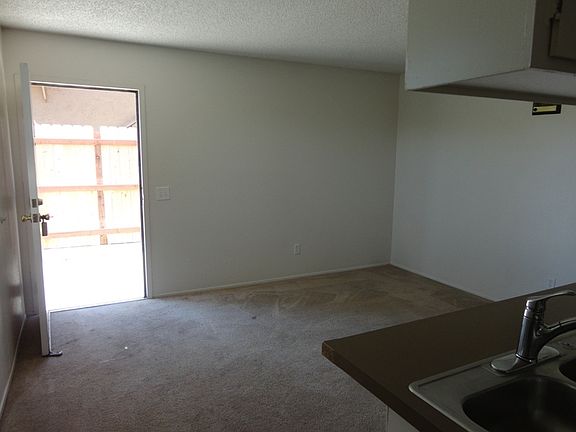 5th image of 4125 Texas St APT 4