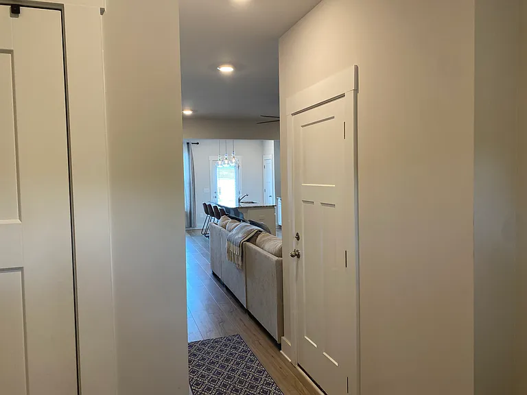163 Shallons Dr — Photo 7