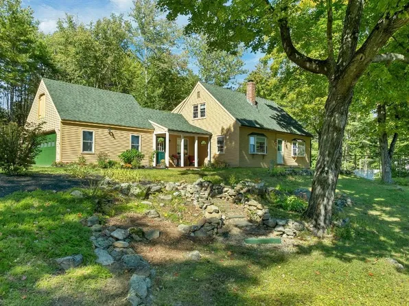 16 Fairway Heights Road, Center Harbor, NH 03226