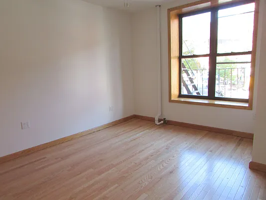 Rented by Compass | media 19