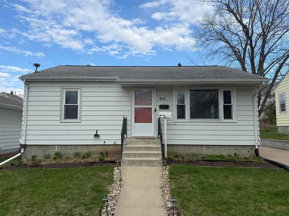 3256 Nebraska St, Sioux City, IA 51104