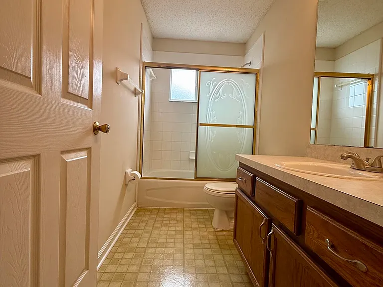 3150 Highland Grove Dr — Photo 38