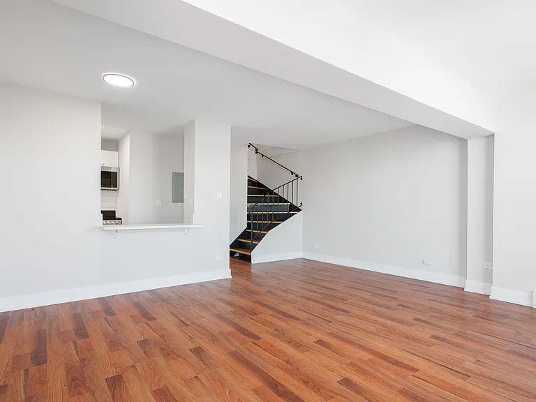 The Duplex Tower — Photo 72