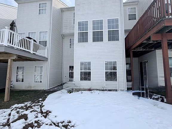 4th image of 3892 Cannon Ct #3892