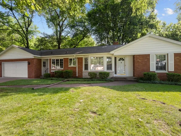 1545 26th Ave, Rock Island, IL 61201