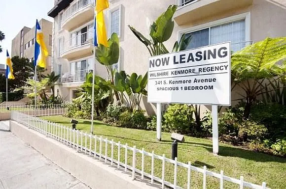 Wilshire Kenmore Regency — Photo 2