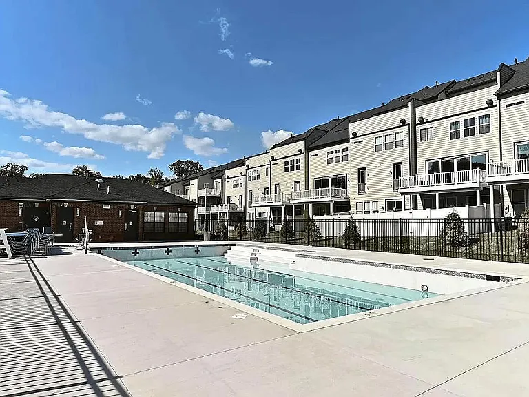 3927 Fair Ridge Dr #3003 — Photo 34