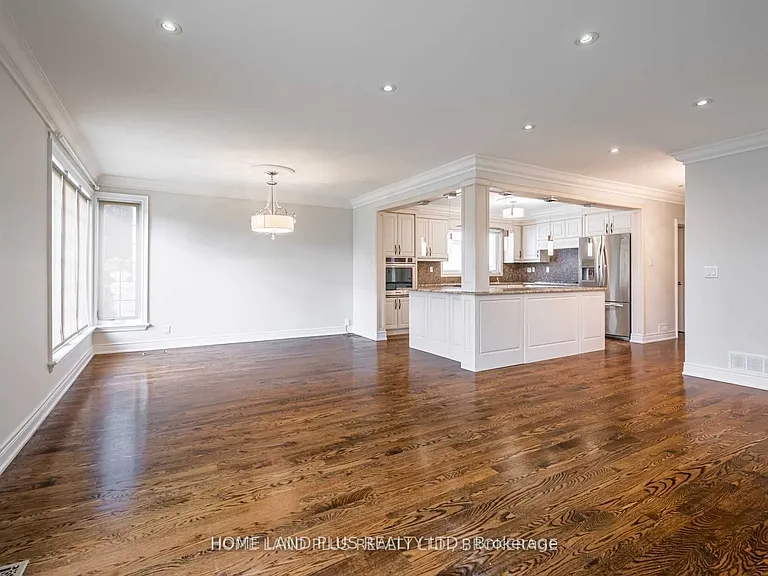 66 Munro Blvd — Photo 9