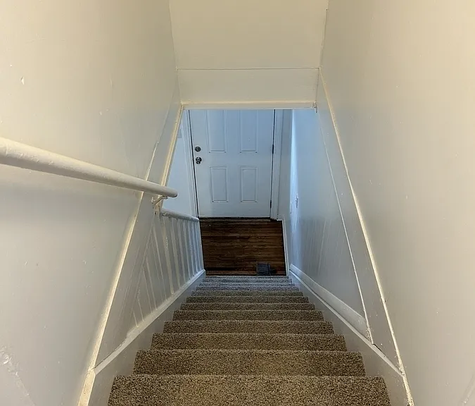 1006 William Dr — Photo 11