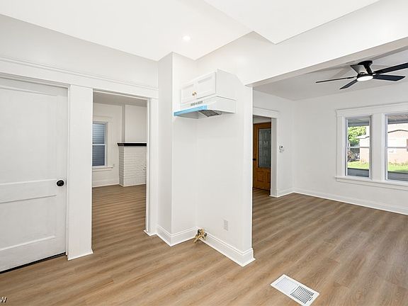 4th image of 4289 E 136th St