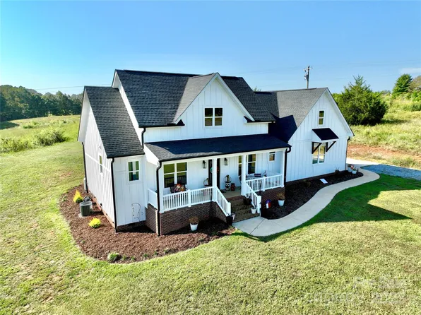 107 Toney Hill Dr, Ellenboro, NC 28040