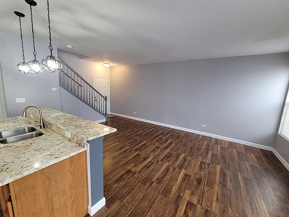 5th image of 5128 New Haven Ct