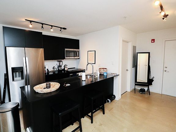 2nd image of 1409 Germantown Ave #3G