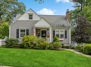 88 Pease Ave, Verona, NJ 07044
