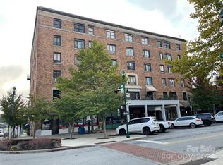 538 N Main St #403-404, Hendersonville, NC 28792