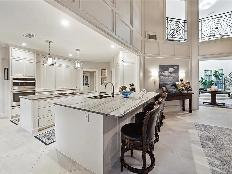 15406 Old Stone Trl — Photo 13