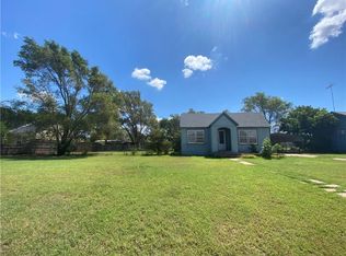 607 S Cearlock Ave, Cheyenne, OK 73628