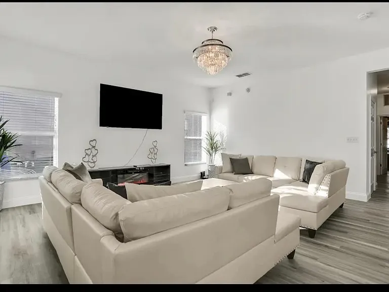402 Ballyshannon Dr — Photo 6