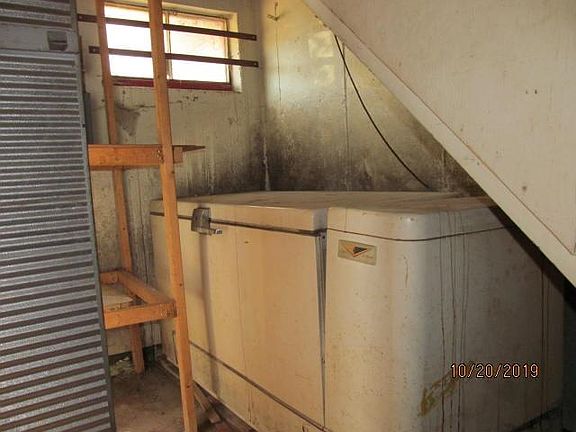 5th image of 3478 Harwinton Ln