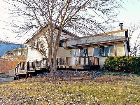 2nd image of 3303 Charlemagne Ave