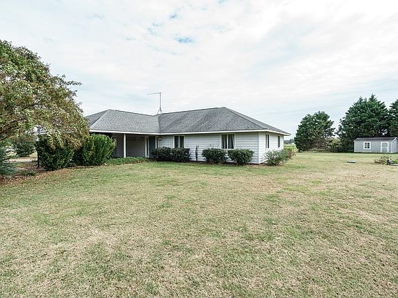5th image of 44 Quinton Oaks Ln
