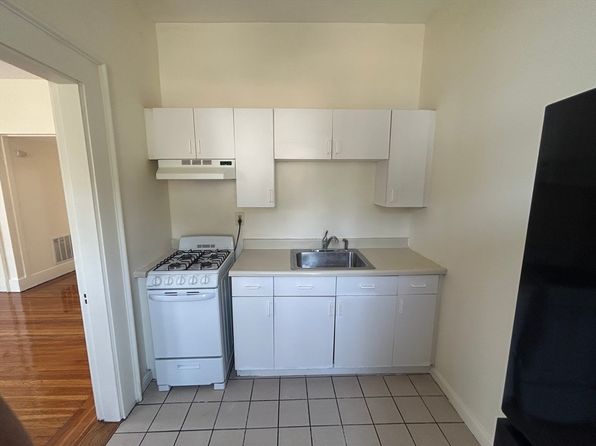 198 Clifton St FLOOR 2