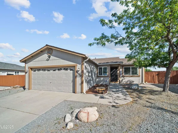 6340 E Choctaw Ct, Sun Valley, NV 89433