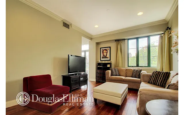 Sold by Douglas Elliman | media 27