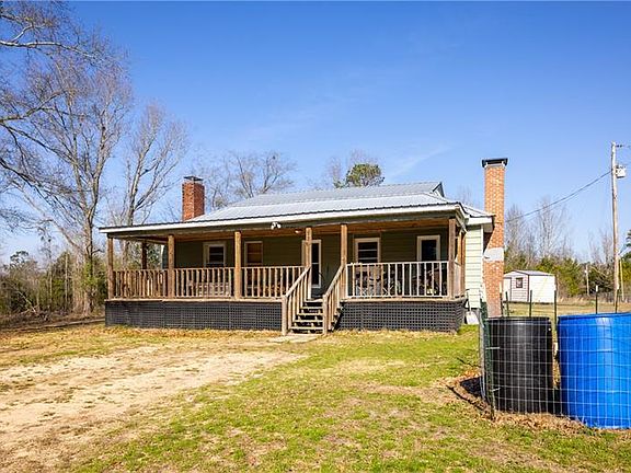 3rd image of 525 Lee Road 946