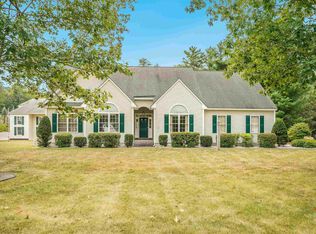 184 Windsor Dr, Auburn, NH 03032