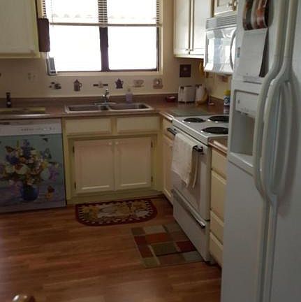 4th image of 13802 W Aleppo Dr