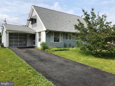 5 Buxmont Ln, Willingboro, NJ, 08046