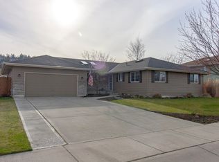 10710 N Arrowhead Dr, Spokane, WA 99208