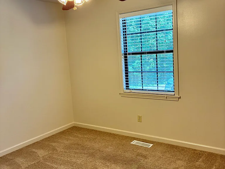 830 Blue Goose Rd — Photo 7
